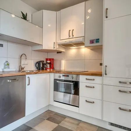 - Haus E, App 0e0407 Apartmán *